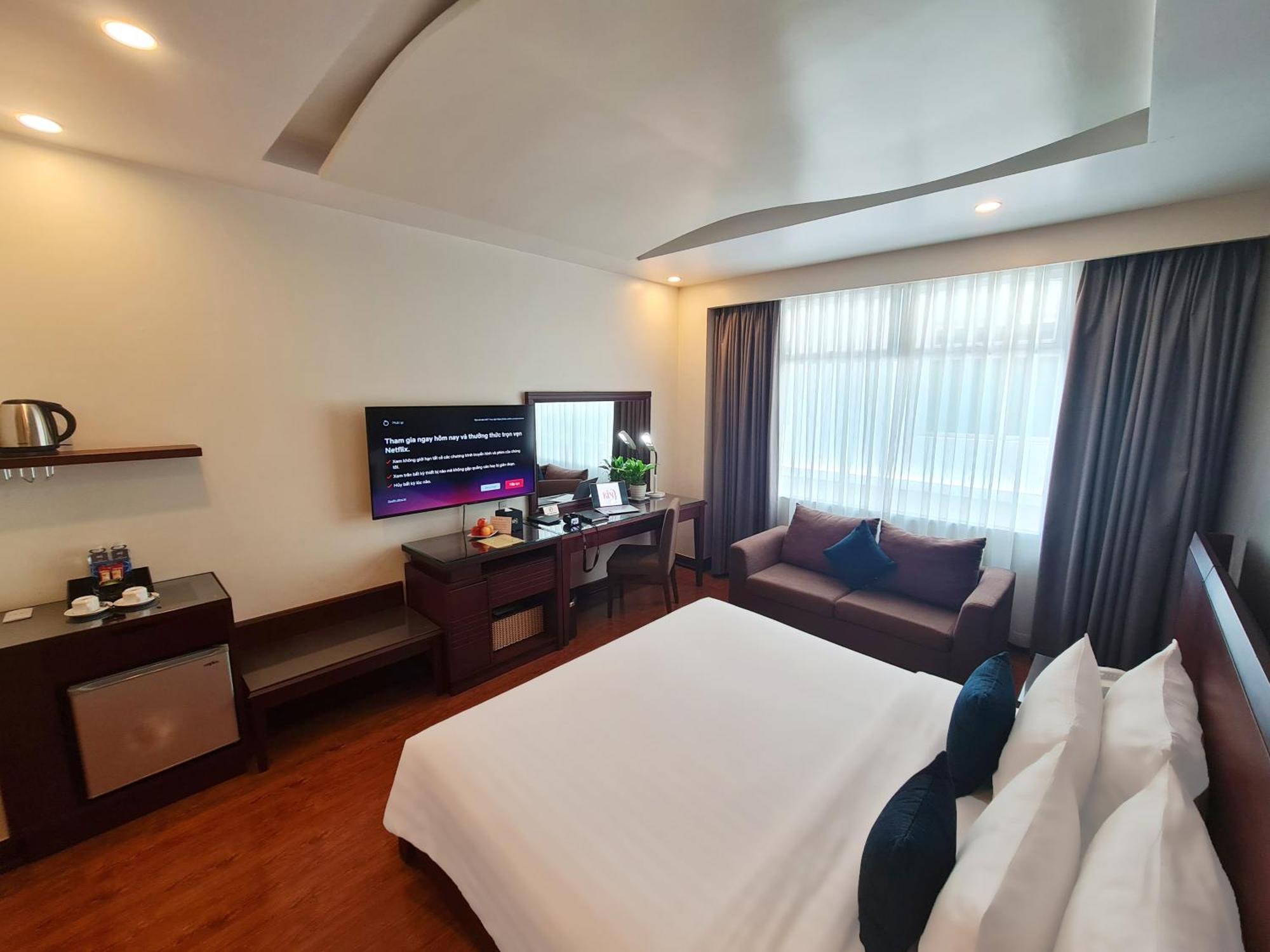 Kin Hotel Thi Sach Хошимин Екстериор снимка