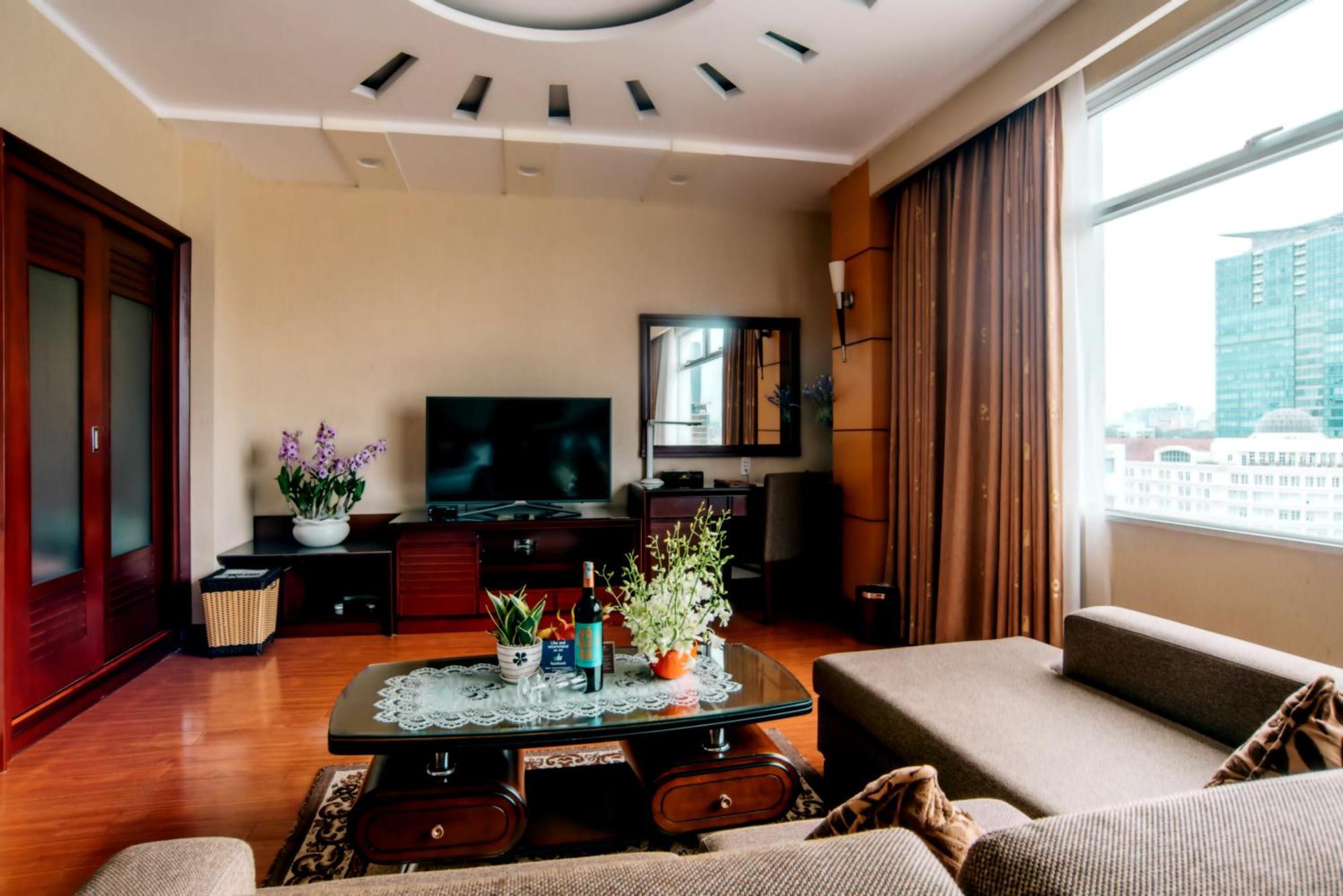 Kin Hotel Thi Sach Хошимин Екстериор снимка